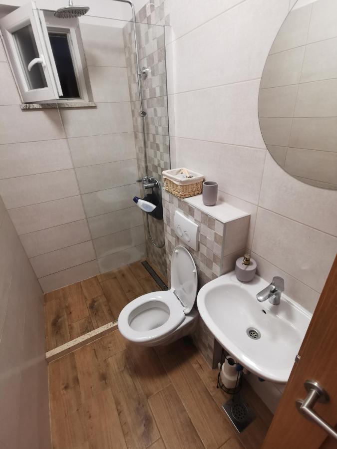 Apartman Lucija Apartment Биоград на Мору Екстериор снимка